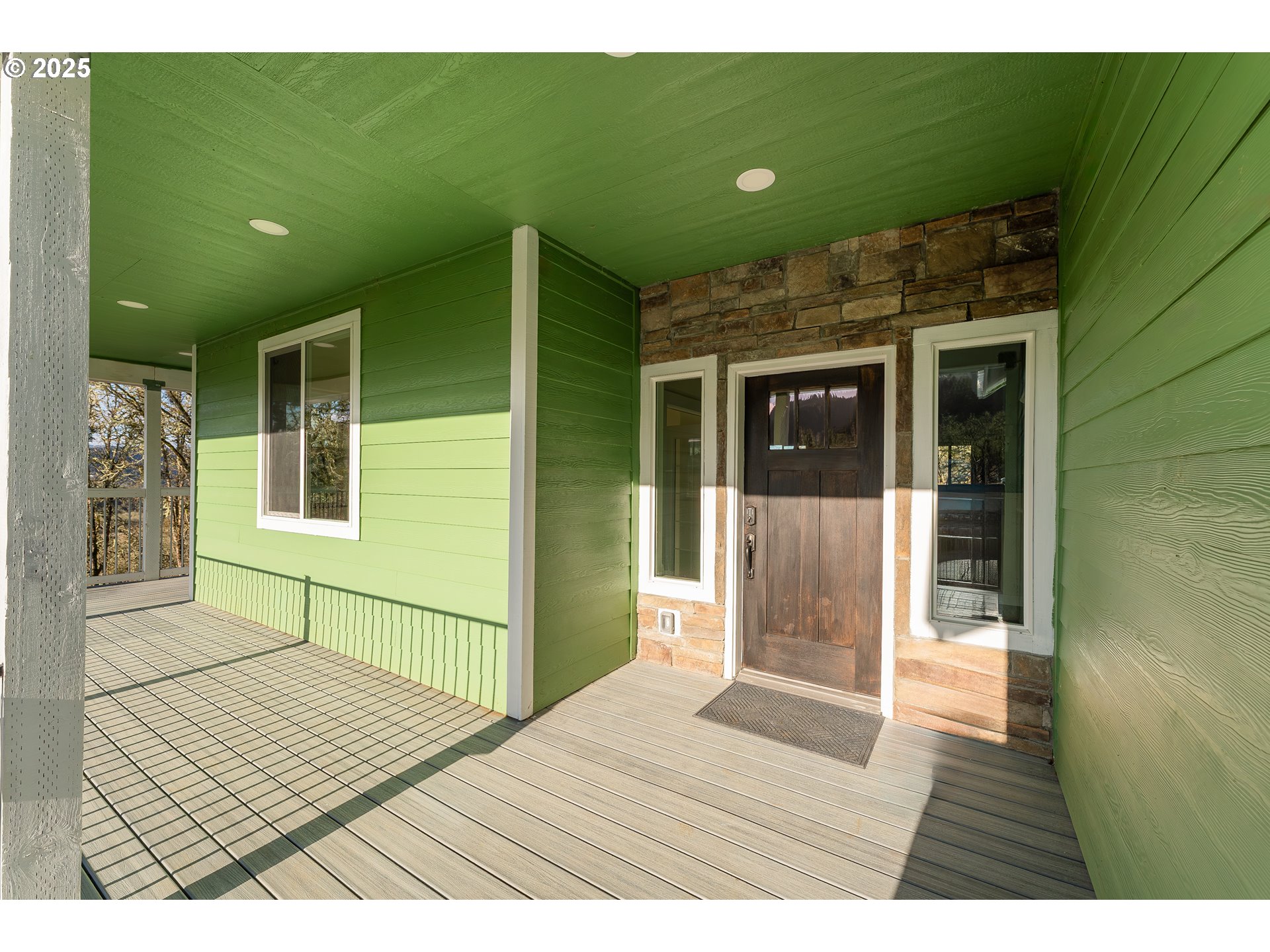 125 SYLVAN VISTA CT