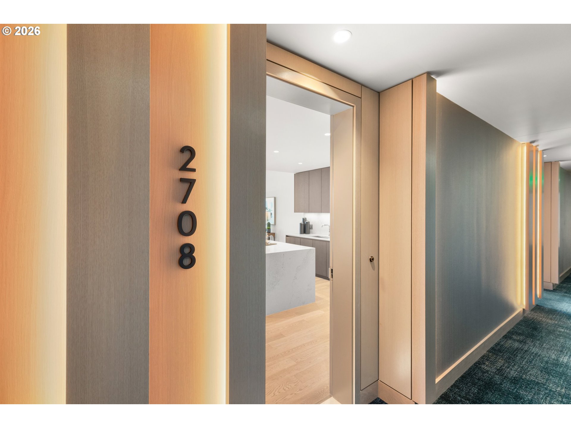 550 SW 10TH AVE 2108