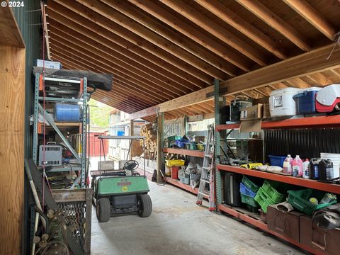 A home in Goldendale