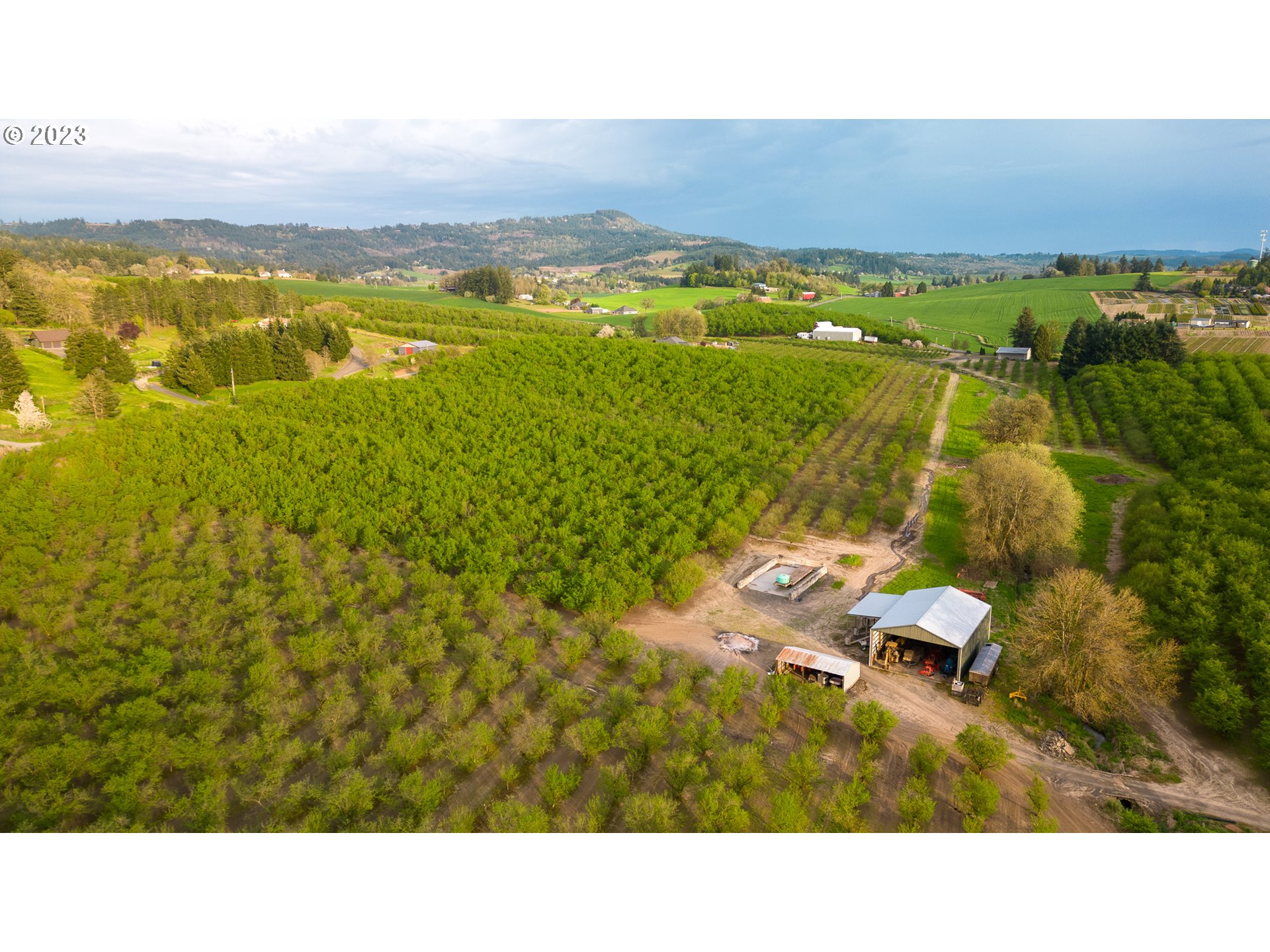 Gaston, Oregon 97119, United States, 3 Bedrooms Bedrooms, ,1 BathroomBathrooms,Residential,Active,72913