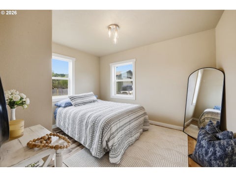 Tiny photo for 481 N D St, Lowell, OR 97452 (MLS # 299533087)