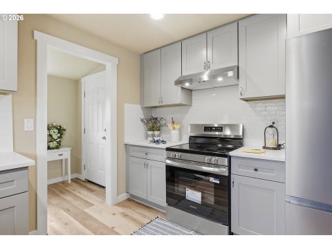 Tiny photo for 481 N D St, Lowell, OR 97452 (MLS # 299533087)