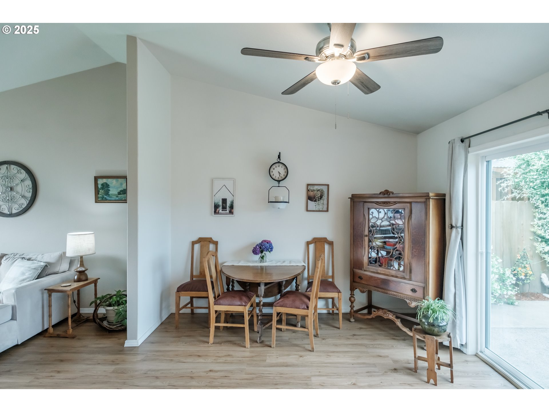 1779 ANTELOPE CIR