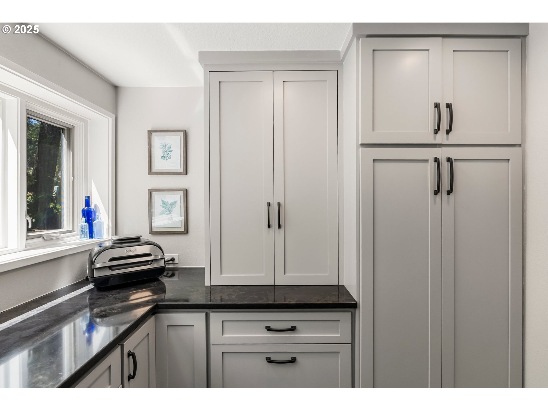 Eugene, Oregon 97405, United States, 3 Bedrooms Bedrooms, ,3 BathroomsBathrooms,Residential,Active,112969