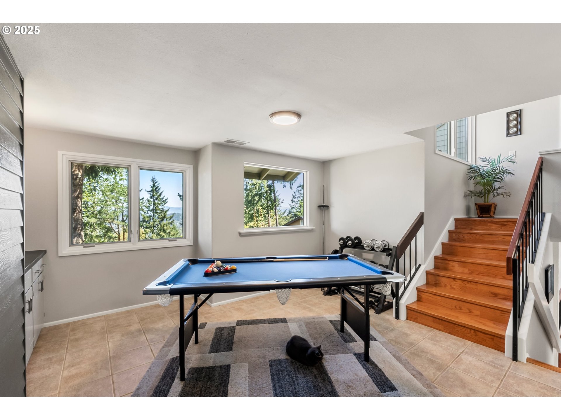 Eugene, Oregon 97405, United States, 3 Bedrooms Bedrooms, ,3 BathroomsBathrooms,Residential,Active,112969