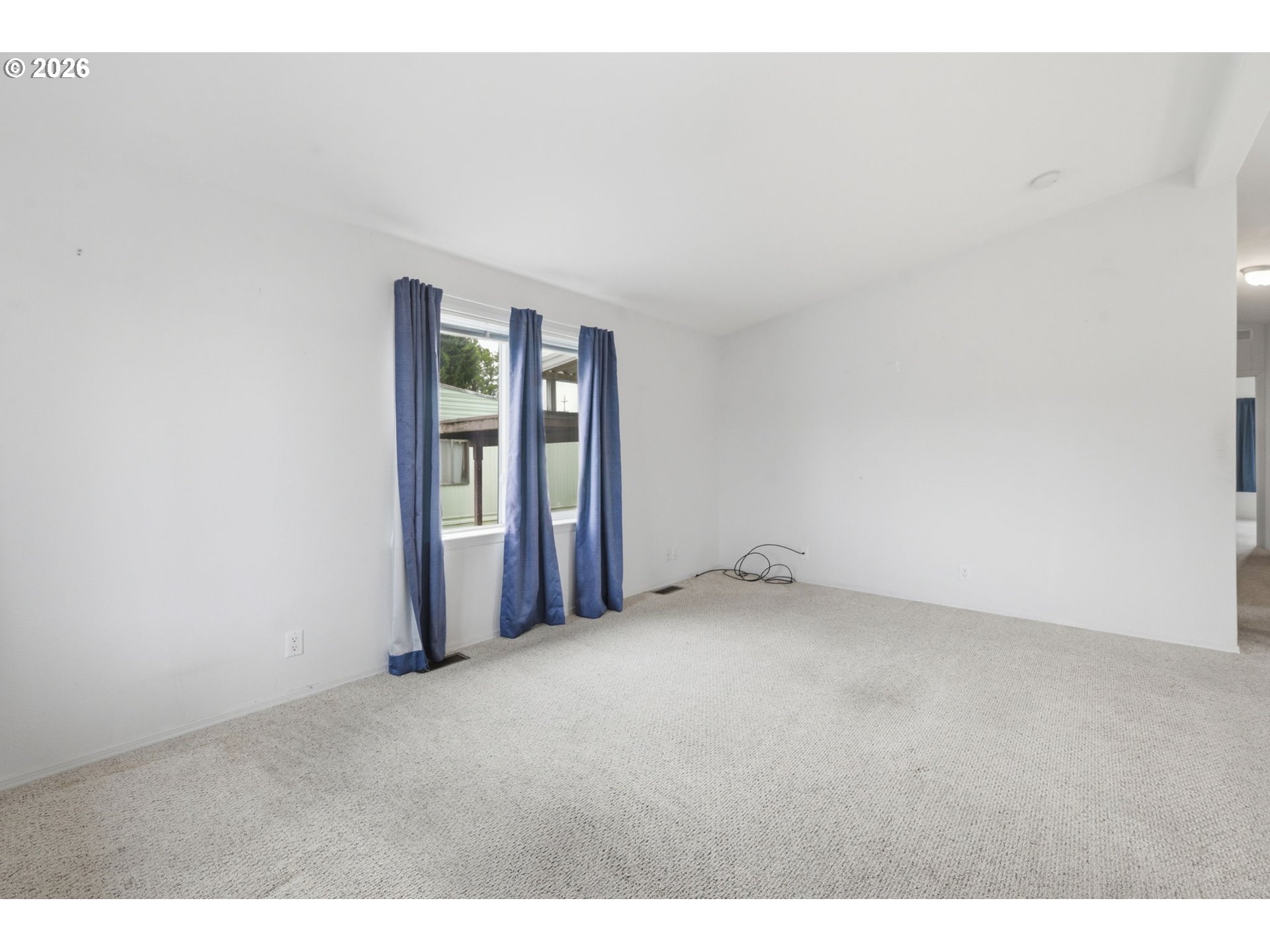 2150 LAURA ST 113