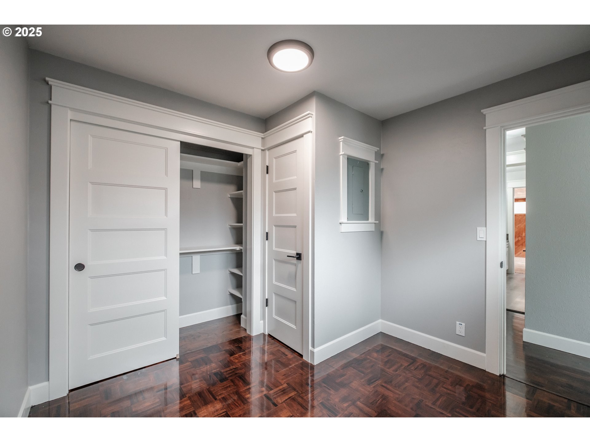 Silverton, Oregon 97381, United States, 3 Bedrooms Bedrooms, ,2 BathroomsBathrooms,Residential,Active,81103