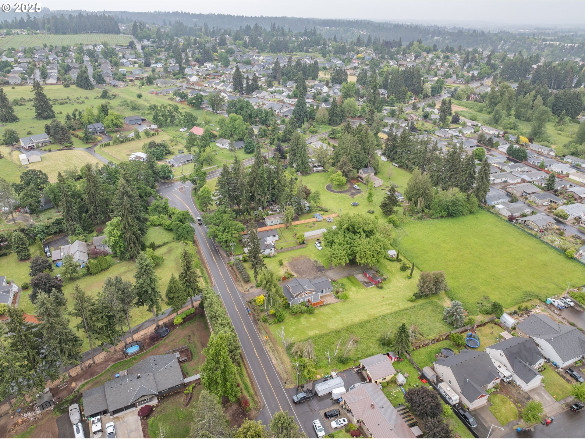 Silverton, Oregon 97381, United States, 3 Bedrooms Bedrooms, ,2 BathroomsBathrooms,Residential,Active,81103