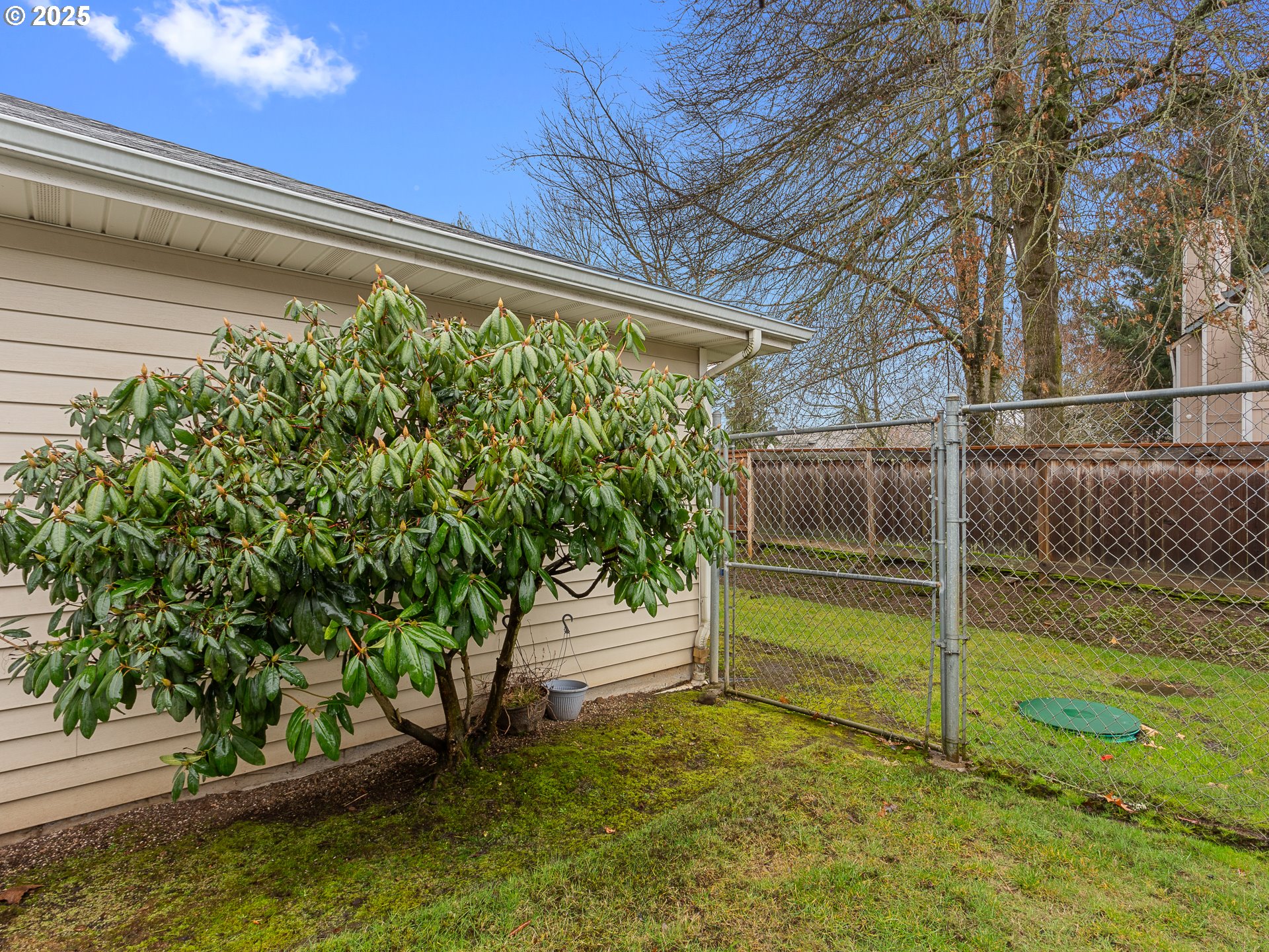 Vancouver, Washington 98683, United States, 2 Bedrooms Bedrooms, ,2 BathroomsBathrooms,Residential,Pending,79855