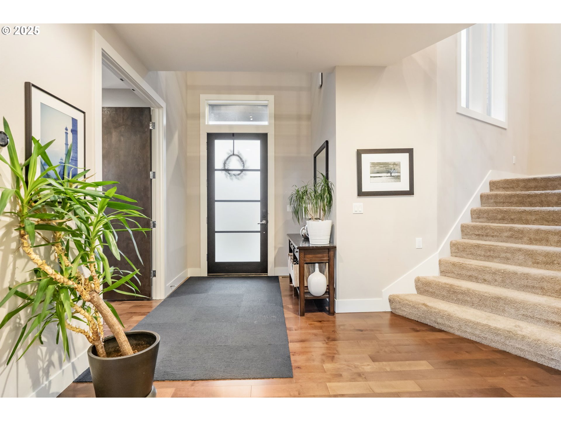 3311 NW TULLAMORE CT