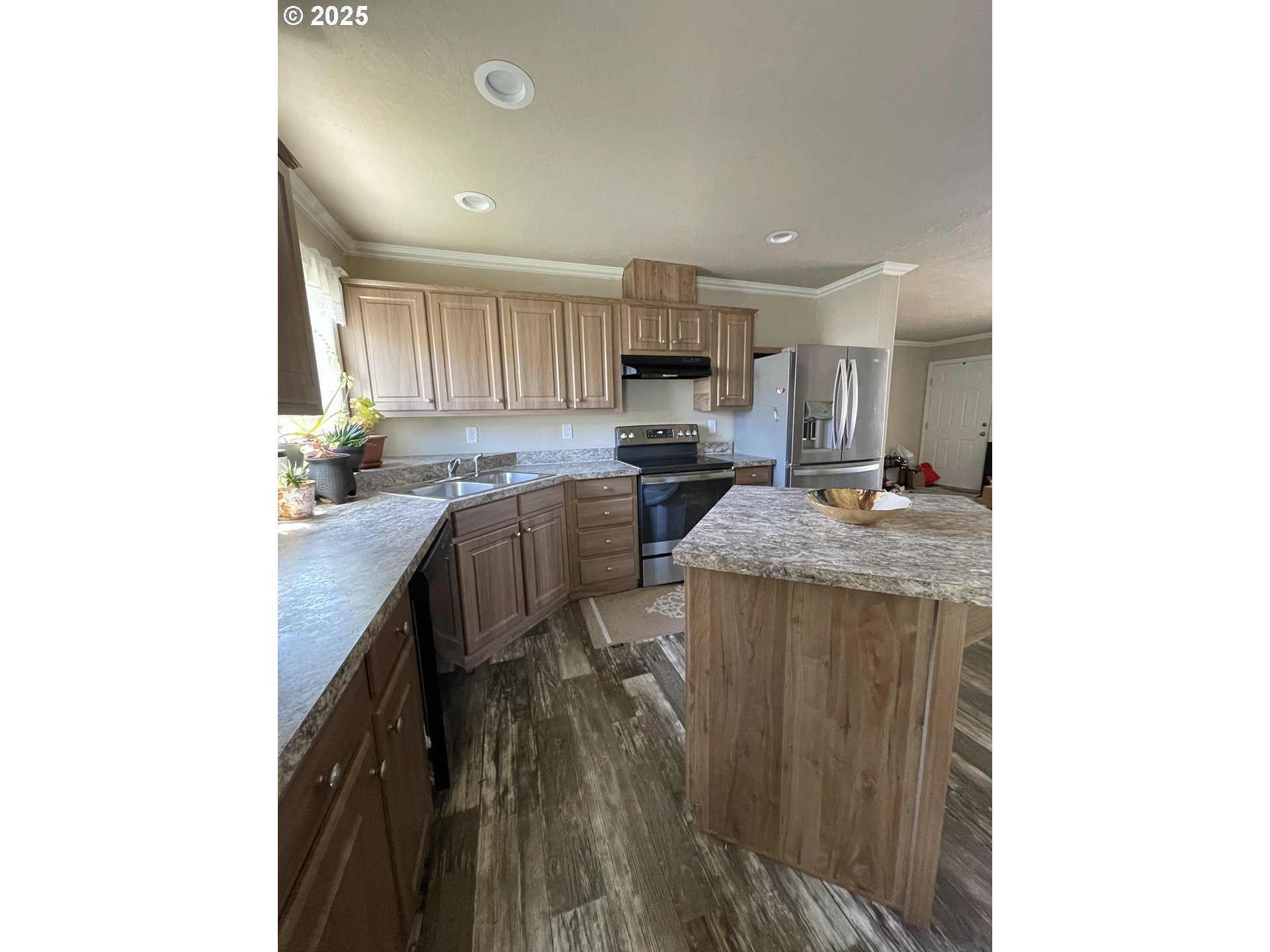 10701 SE HIGHWAY 212 C4