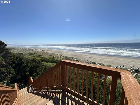 A home in Lincoln City