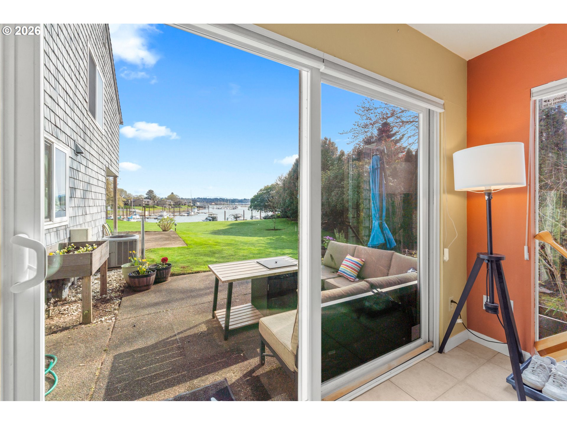 601 N TOMAHAWK ISLAND DR