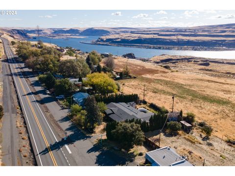 A home in Wishram