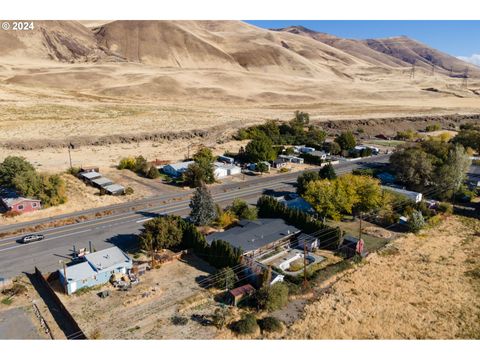 A home in Wishram