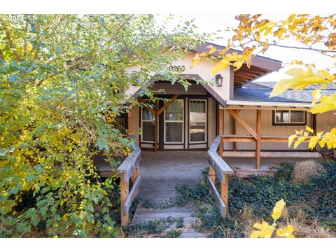 A home in Wishram