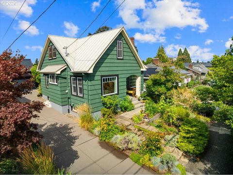 3725 NE 72ND AVE Portland OR 97213