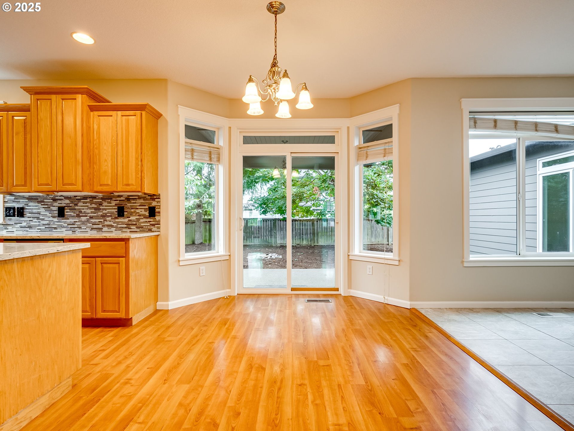 Vancouver, Washington 98684, United States, 5 Bedrooms Bedrooms, ,4 BathroomsBathrooms,Residential,Pending,209989