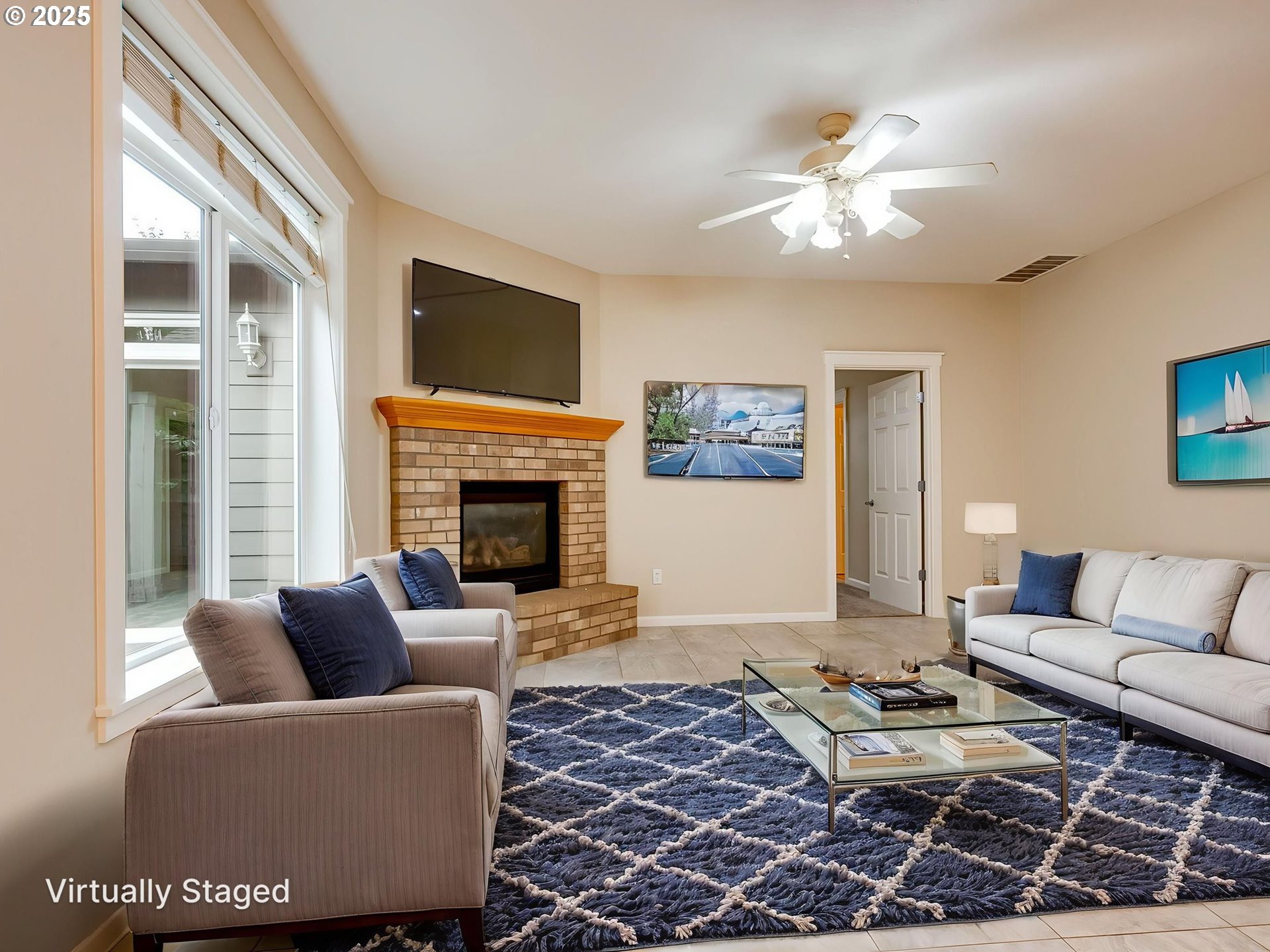 Vancouver, Washington 98684, United States, 5 Bedrooms Bedrooms, ,4 BathroomsBathrooms,Residential,Pending,209989