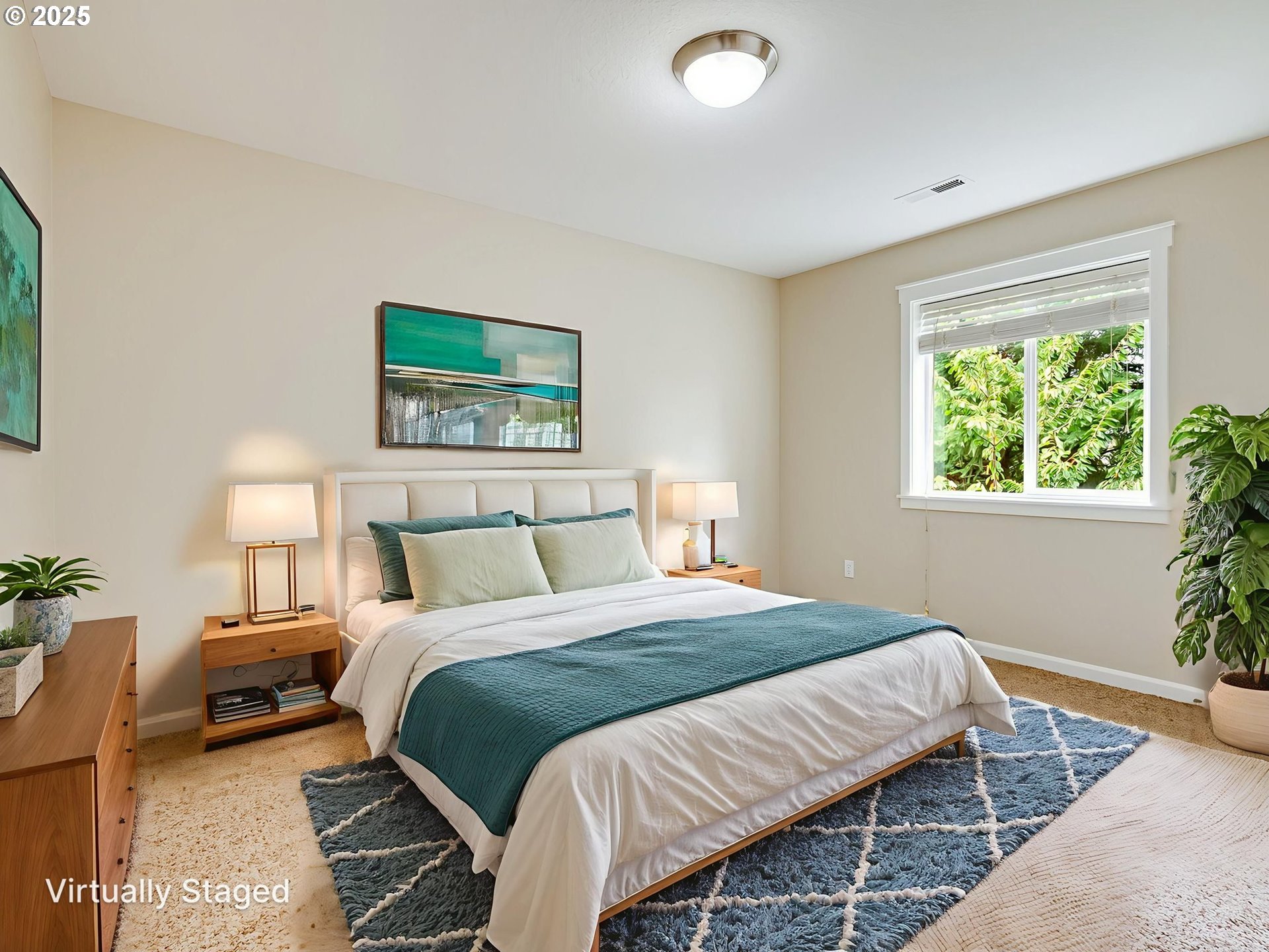 Vancouver, Washington 98684, United States, 5 Bedrooms Bedrooms, ,4 BathroomsBathrooms,Residential,Pending,209989