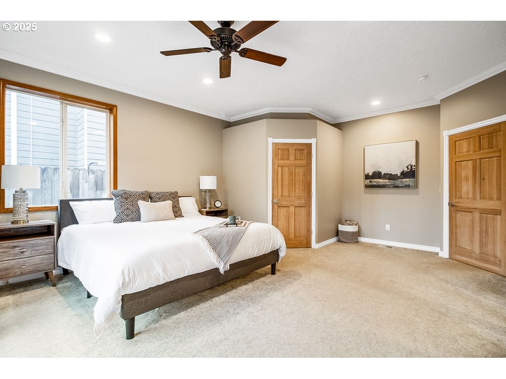 813 HOWARD JORDAN LOOP