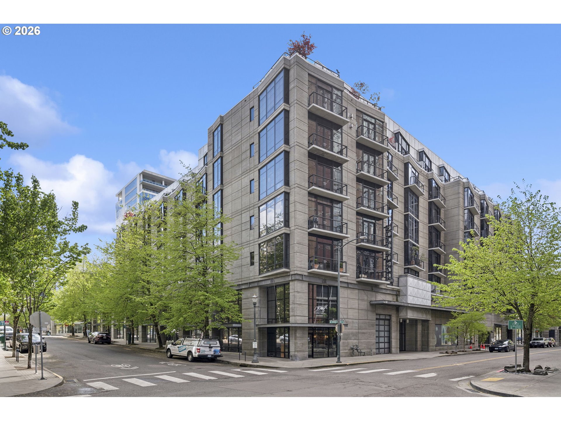 1030 NW 12TH AVE TH2