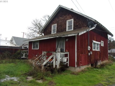 A home in Riddle