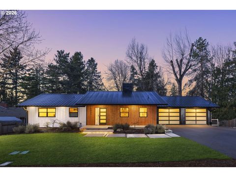 1685 FERNWOOD DR Lake Oswego OR 97034