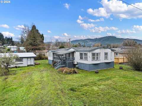 A home in Yoncalla