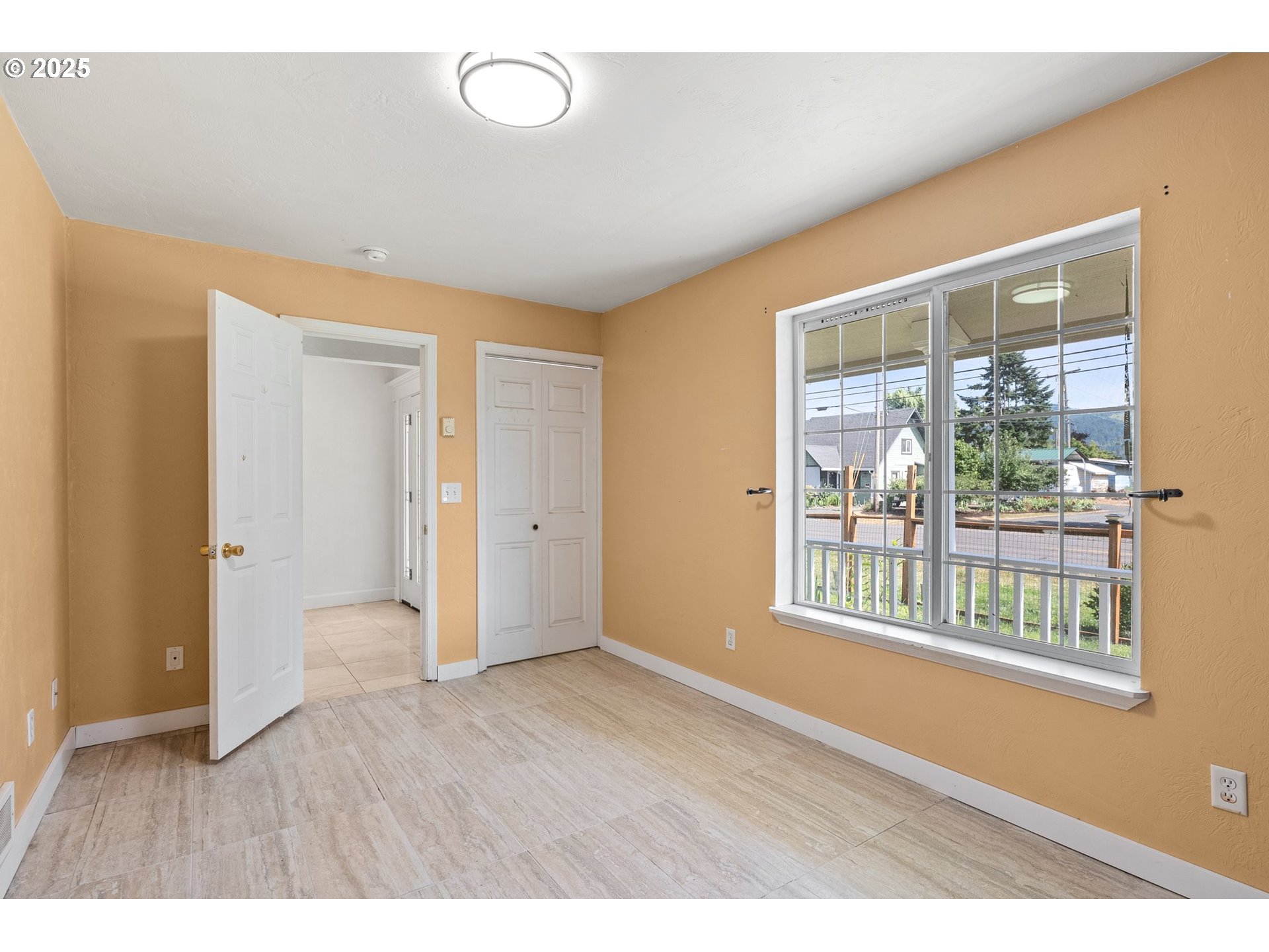 30 VILLAGE DR