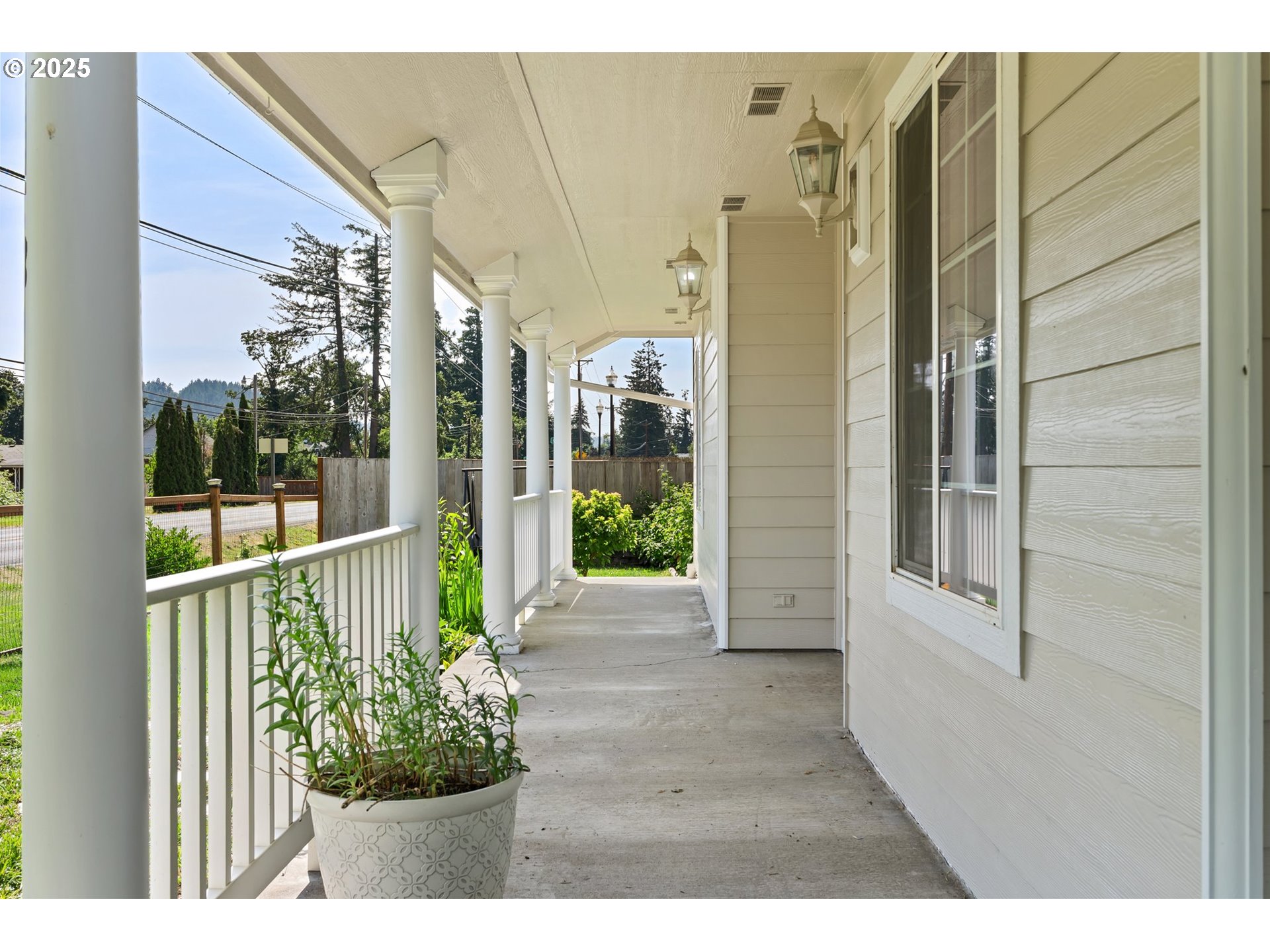 30 VILLAGE DR