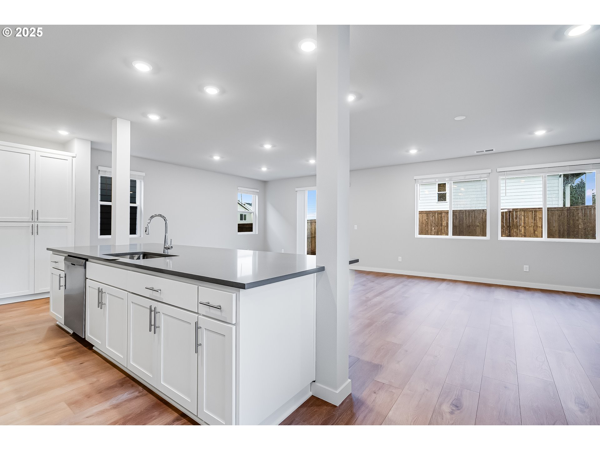 3316 Butte DR