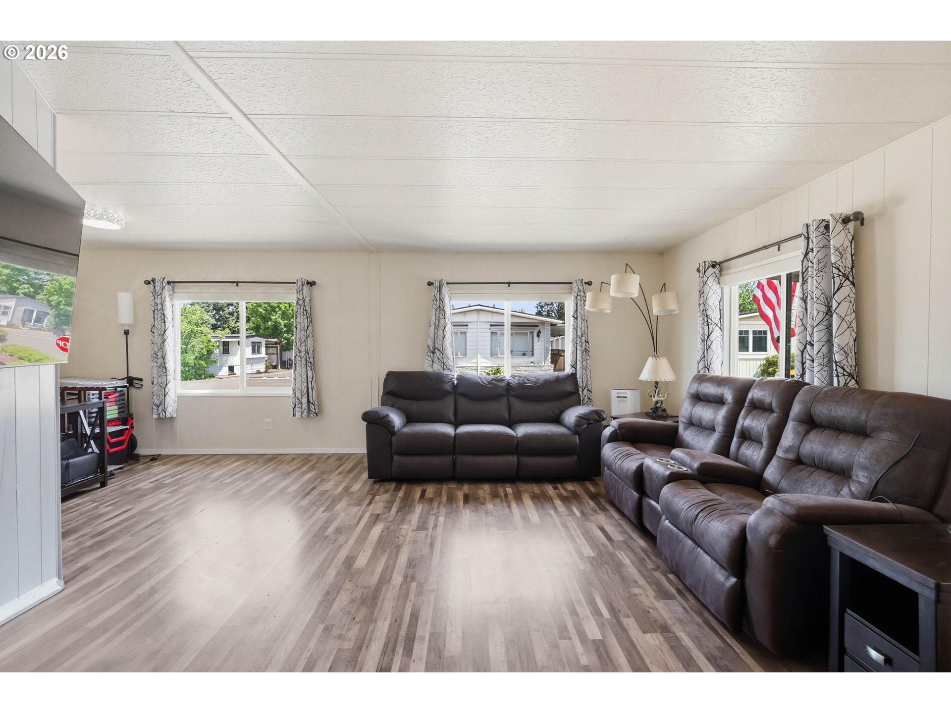 13640 SE HIGHWAY 212 54
