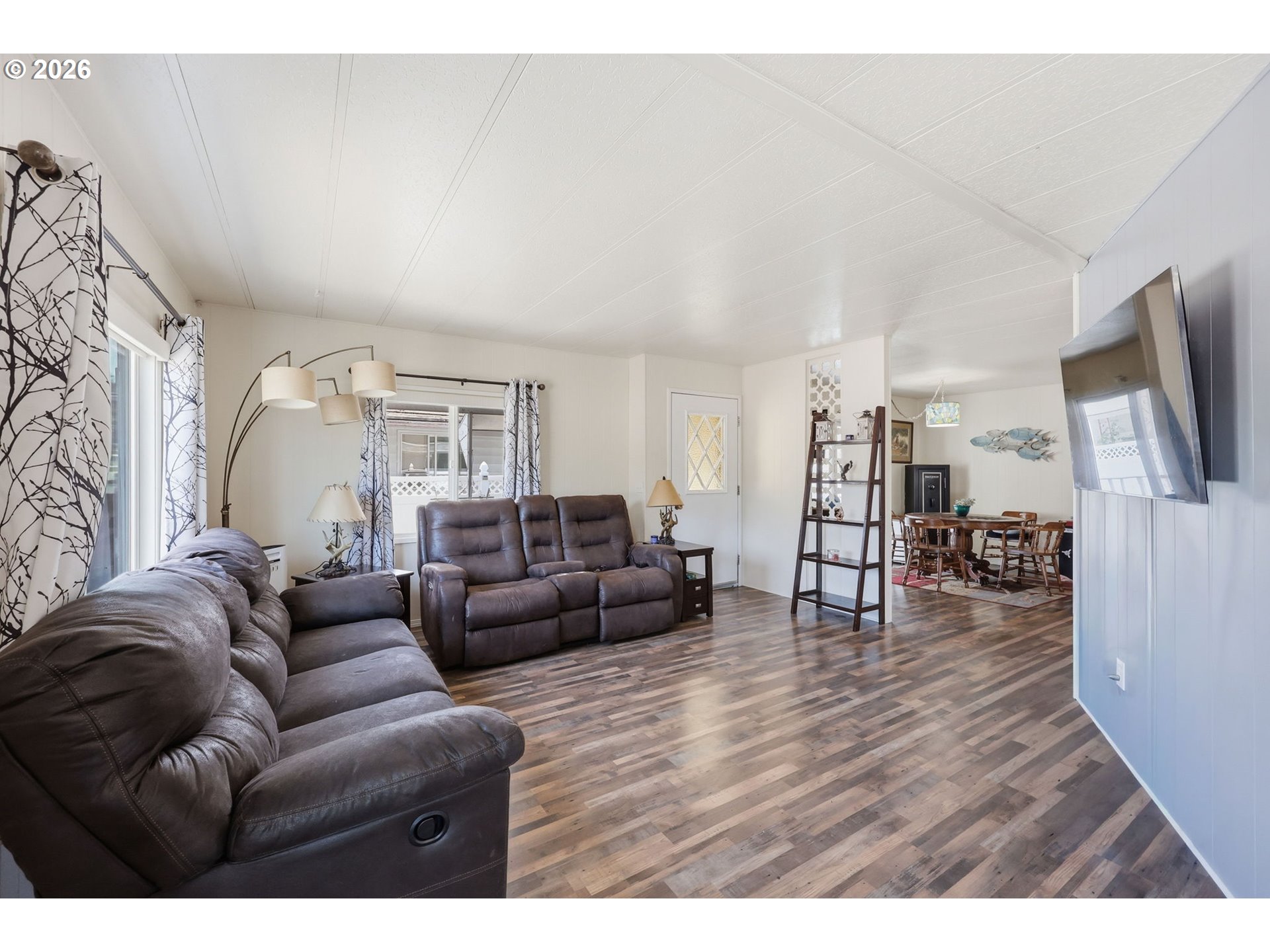 13640 SE HIGHWAY 212 54