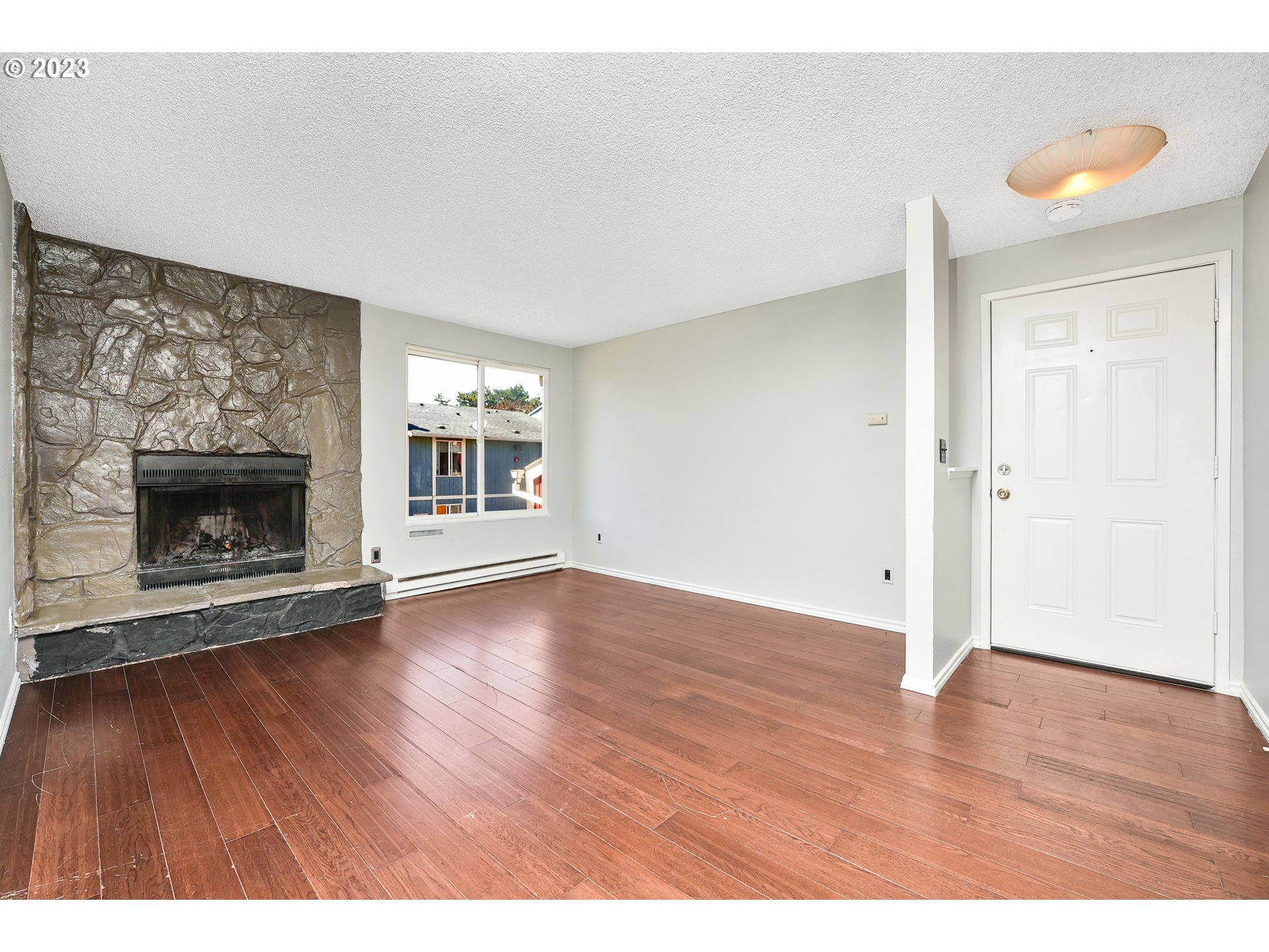 1470 SE WALNUT ST 206