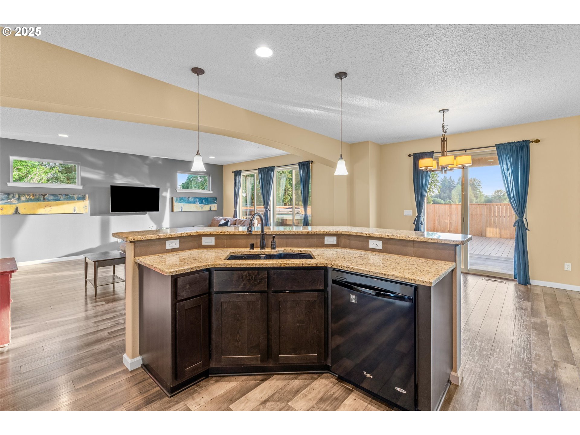 Battle Ground, Washington 98604, United States, 4 Bedrooms Bedrooms, ,3 BathroomsBathrooms,Residential,Active,158926