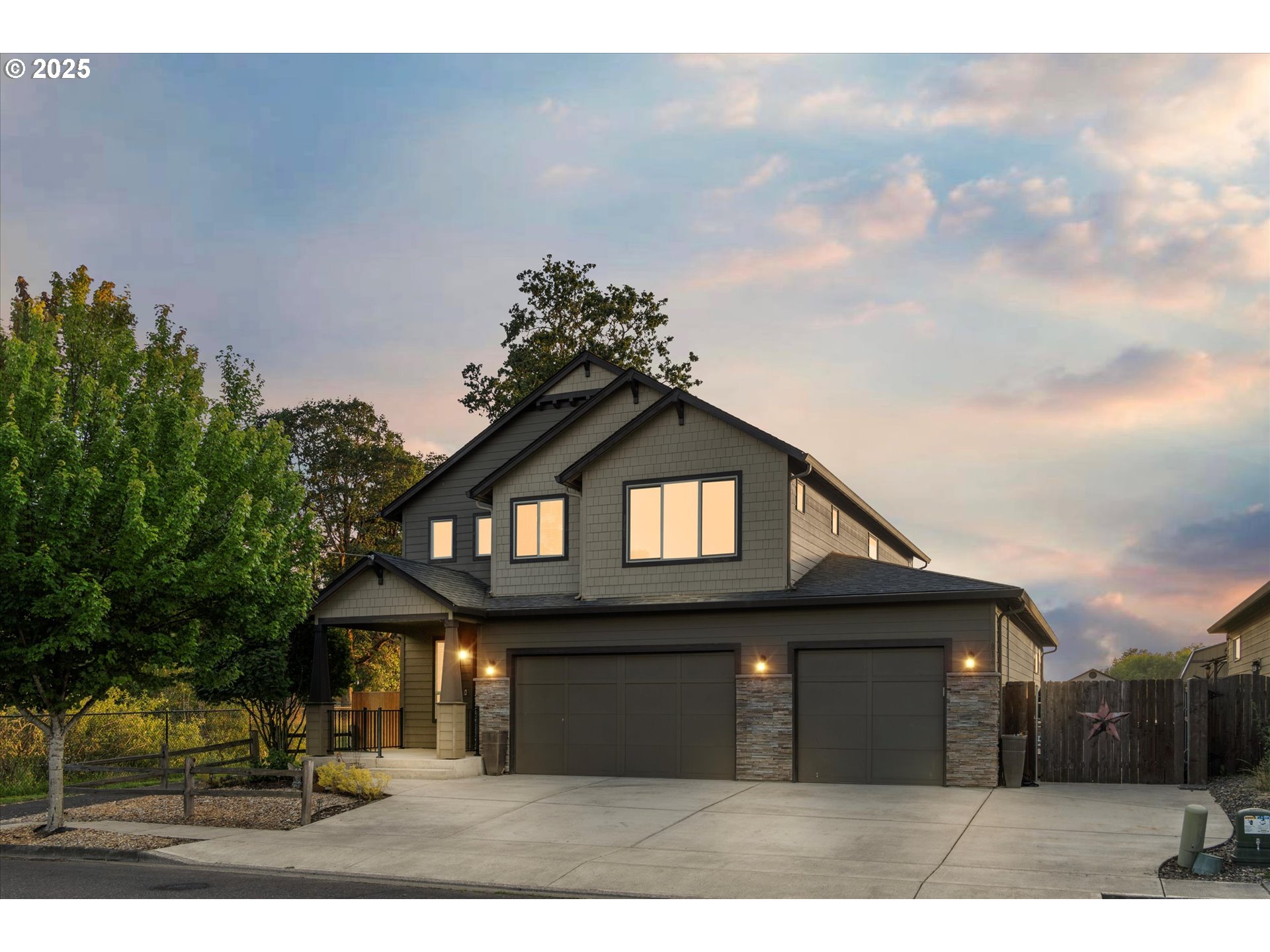 Battle Ground, Washington 98604, United States, 4 Bedrooms Bedrooms, ,3 BathroomsBathrooms,Residential,Active,158926