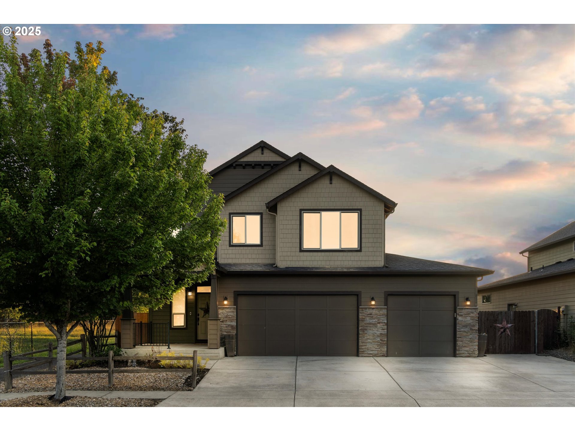 Battle Ground, Washington 98604, United States, 4 Bedrooms Bedrooms, ,3 BathroomsBathrooms,Residential,Active,158926