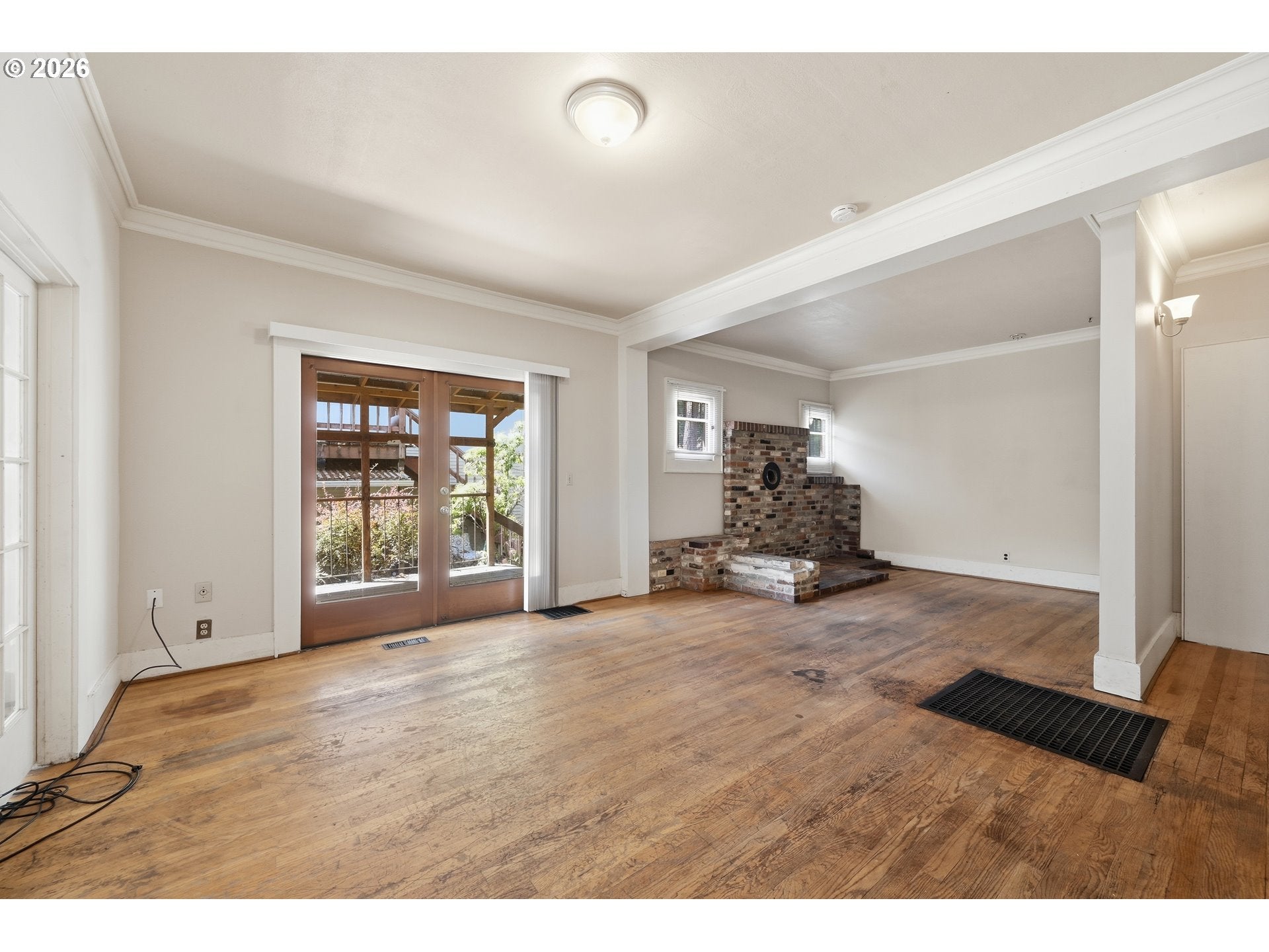 344 E 14TH AVE