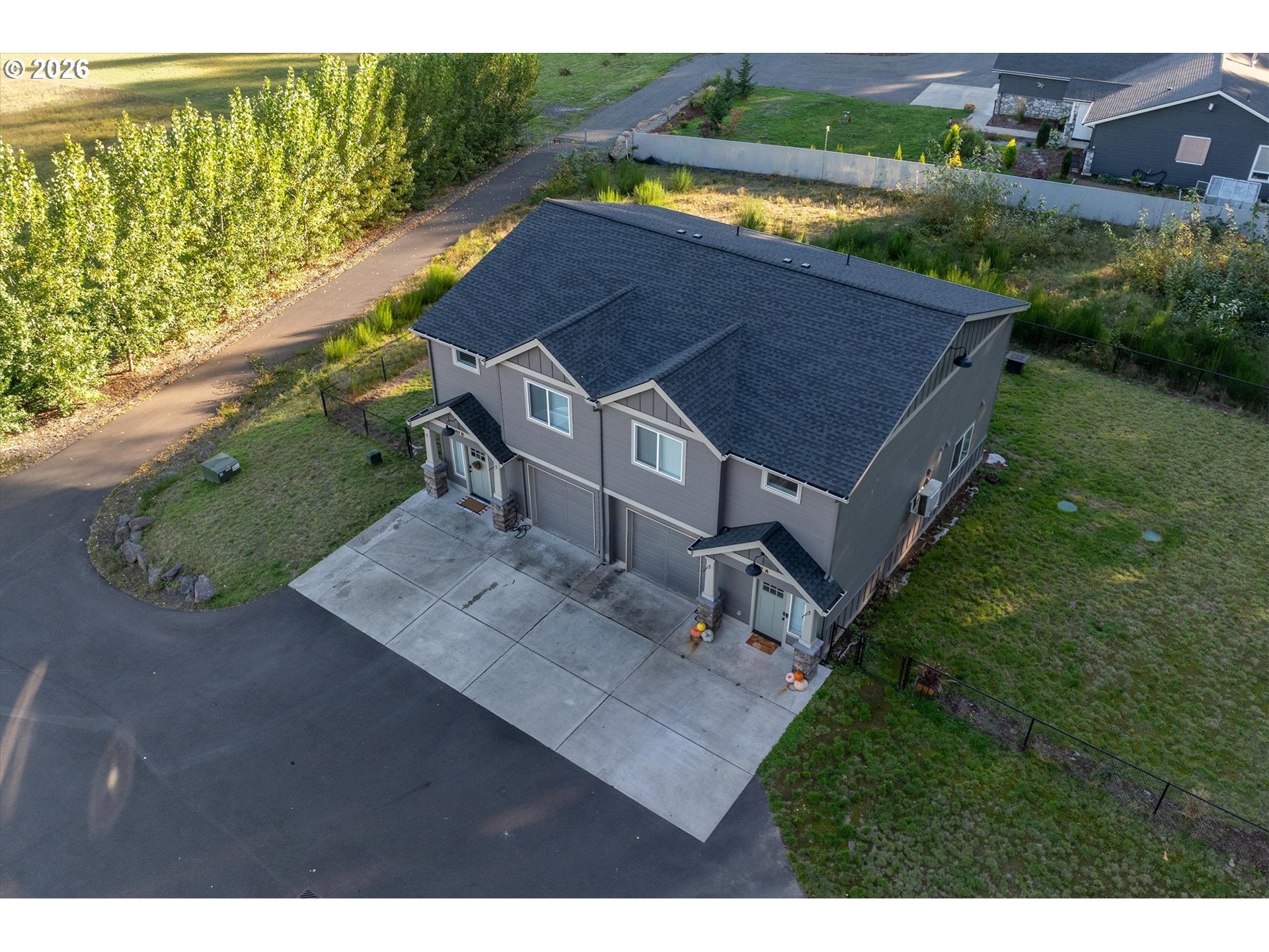 352 CEMETERY RD