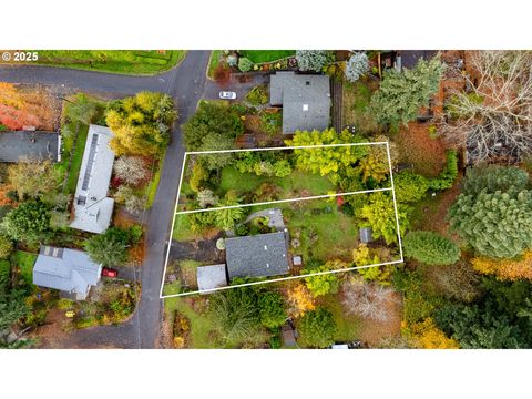 SW Taylors Ferry CT Portland OR 97219