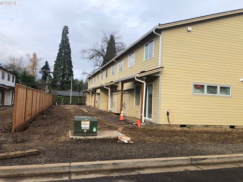 A home in Milwaukie