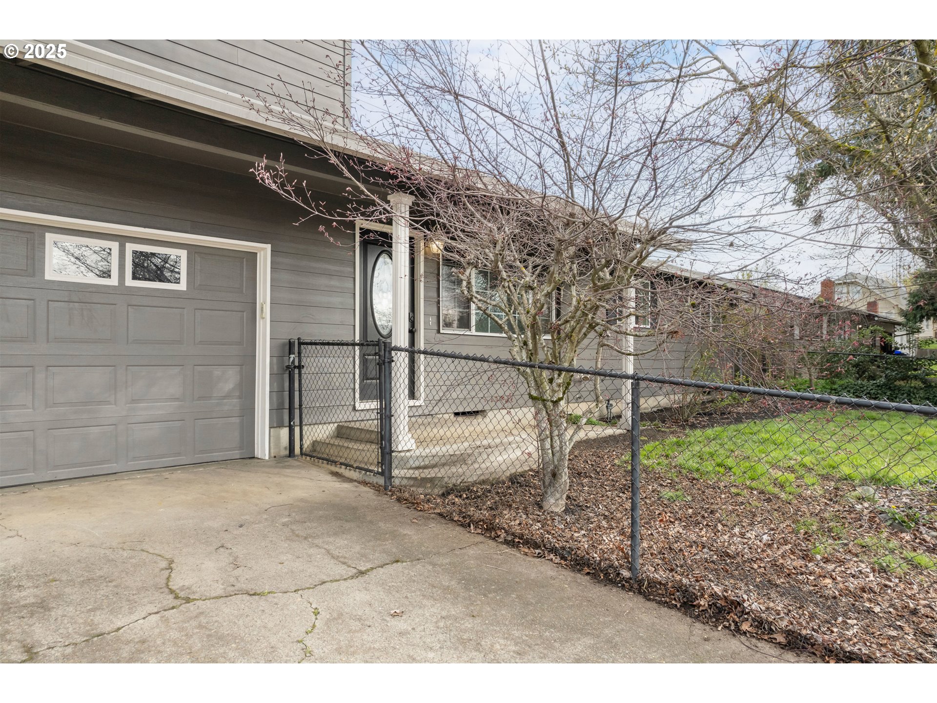 1310 W QUINALT ST