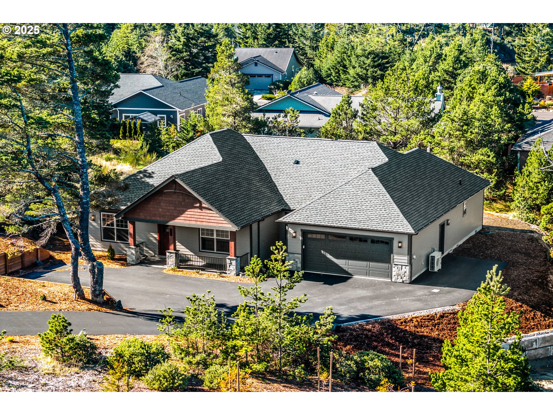 5216 Dunewood DR