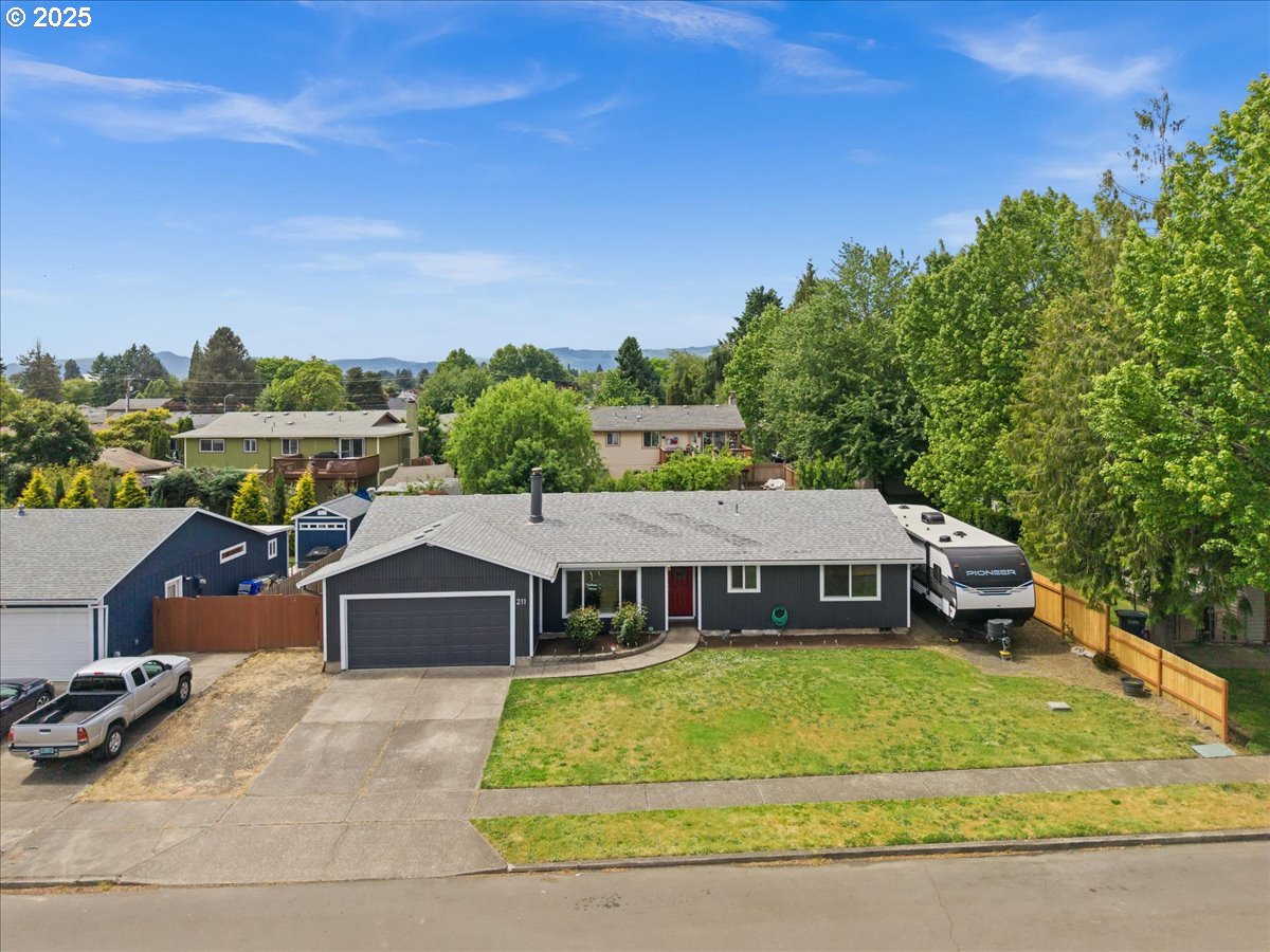 211 S 5TH AVE