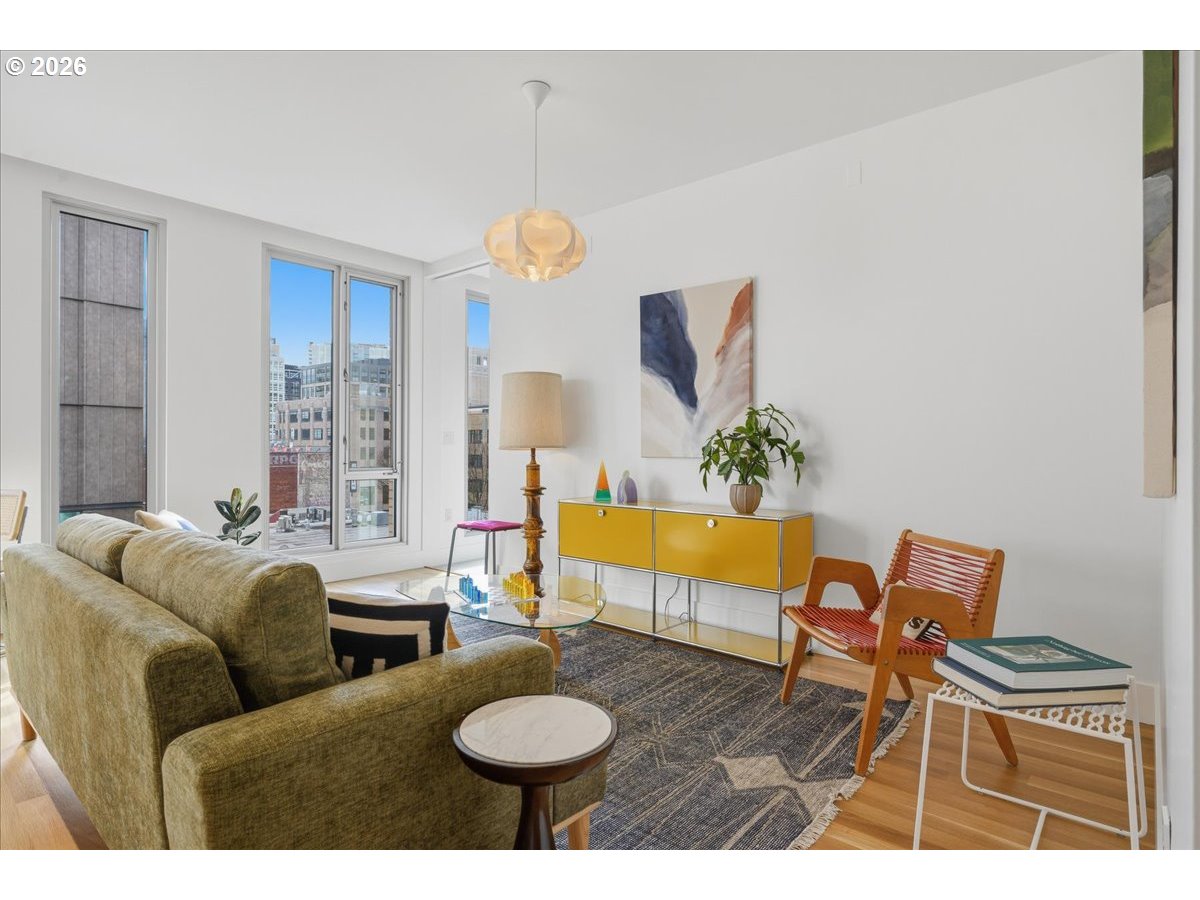 937 NW GLISAN ST 435