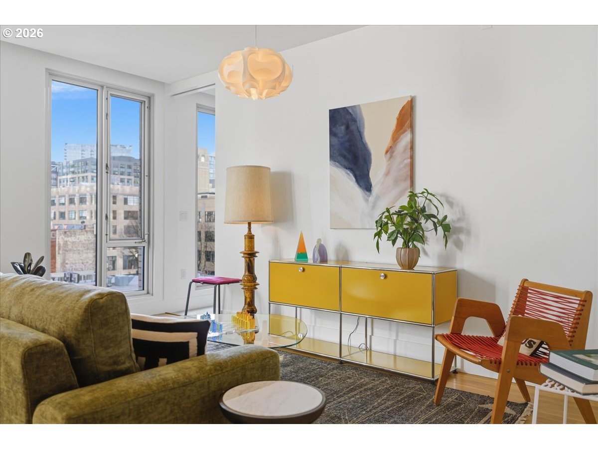 937 NW GLISAN ST 435