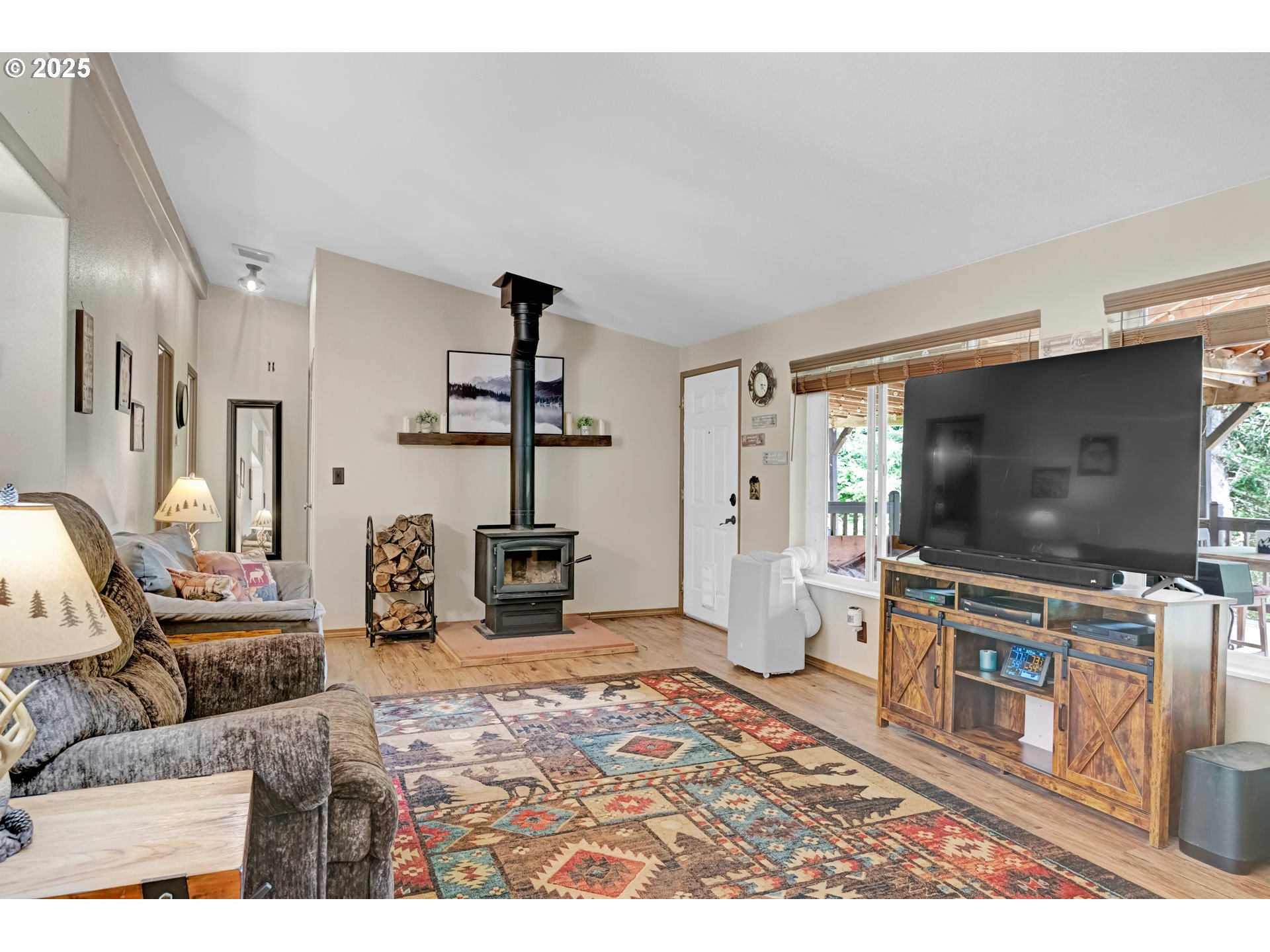 1482 MOUNTAIN VIEW RD