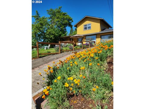 A home in Roseburg