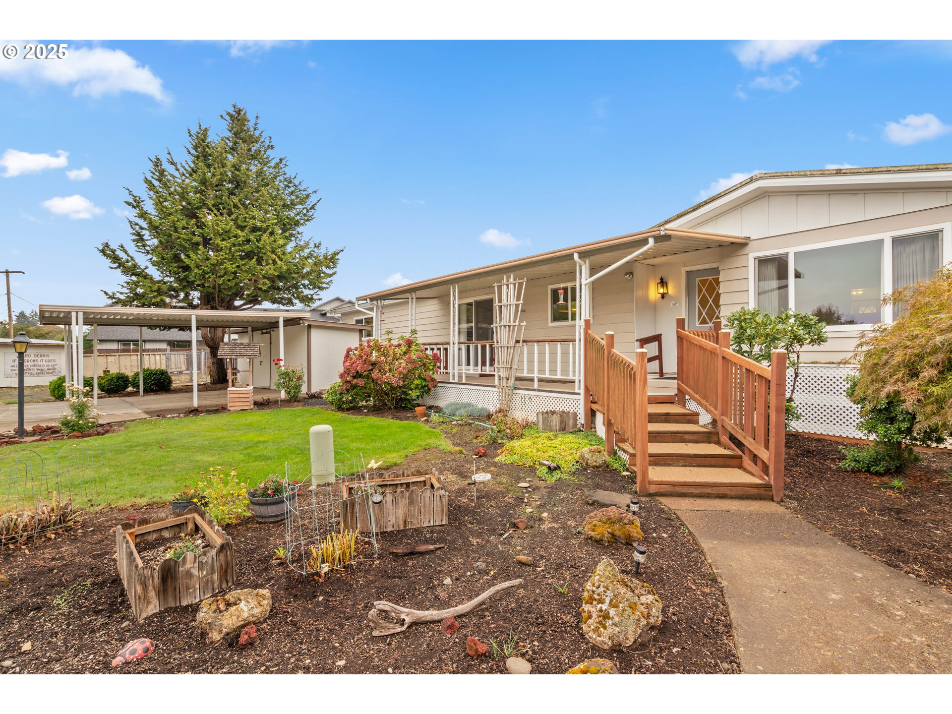 1225 W 10TH AVE 53